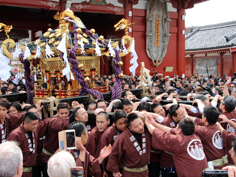浅草寺「本尊示現会」へ｜浅草の原点に触れる一日